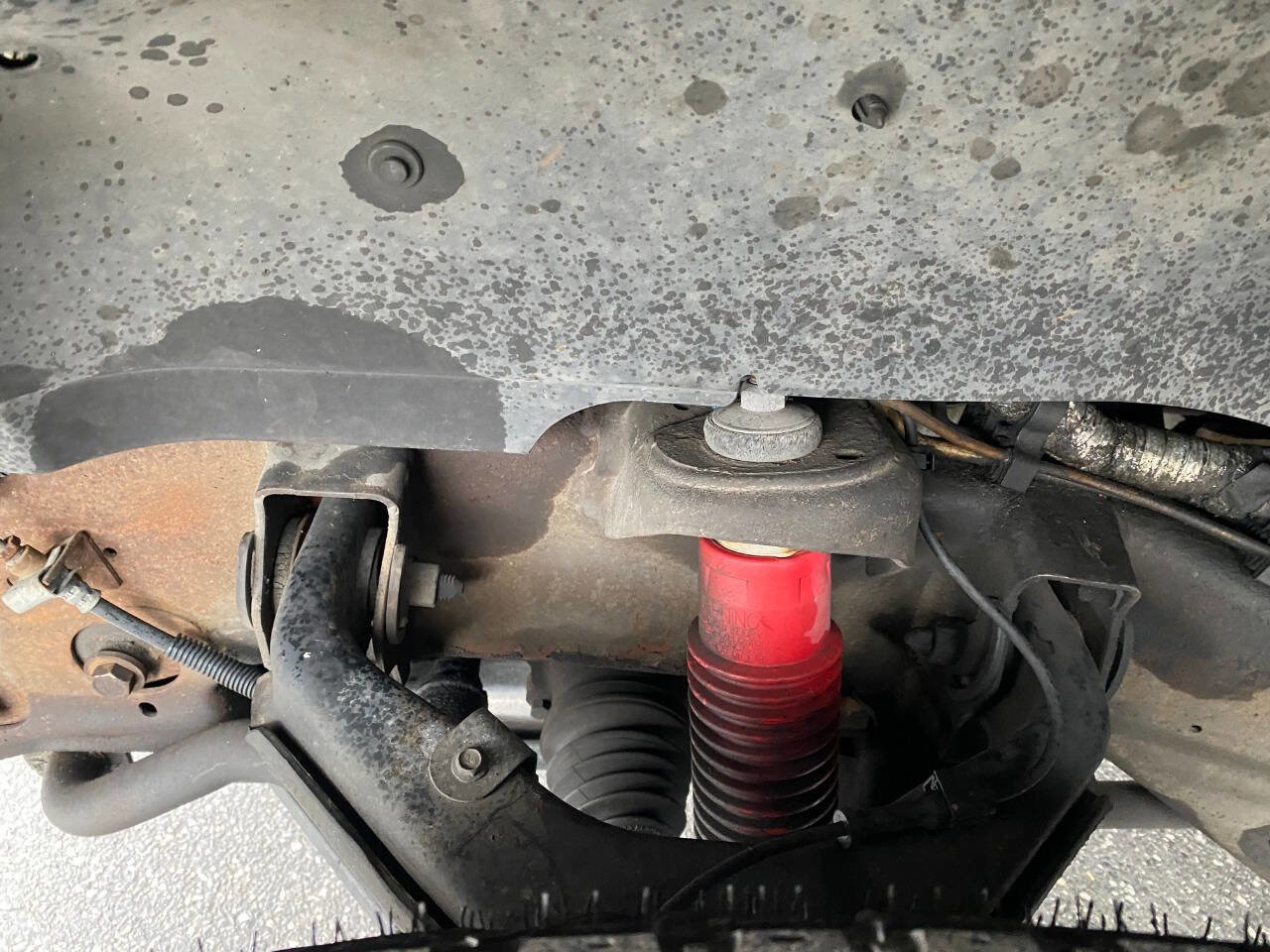 Used 2003 HUMMER H2 w/ Preferred Equipment Group image 46