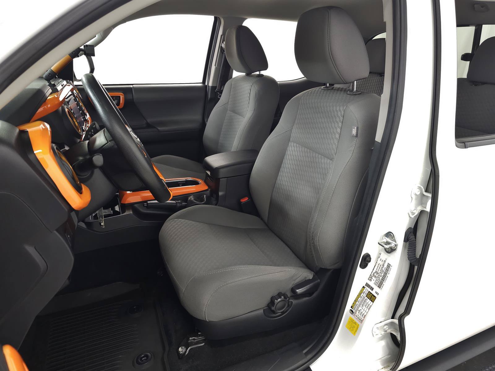 Used 2022 Toyota Tacoma SR AWD/4WD image 13