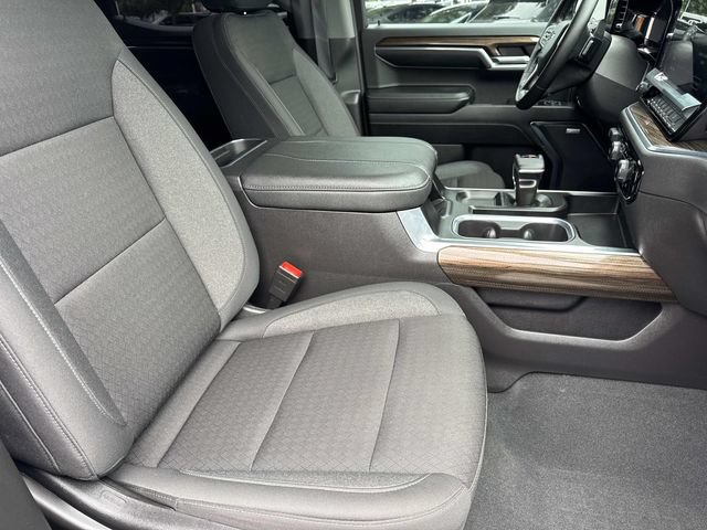 Used 2024 Chevrolet Silverado 1500 LT Trail Boss w/ Convenience Package II AWD/4WD image 36