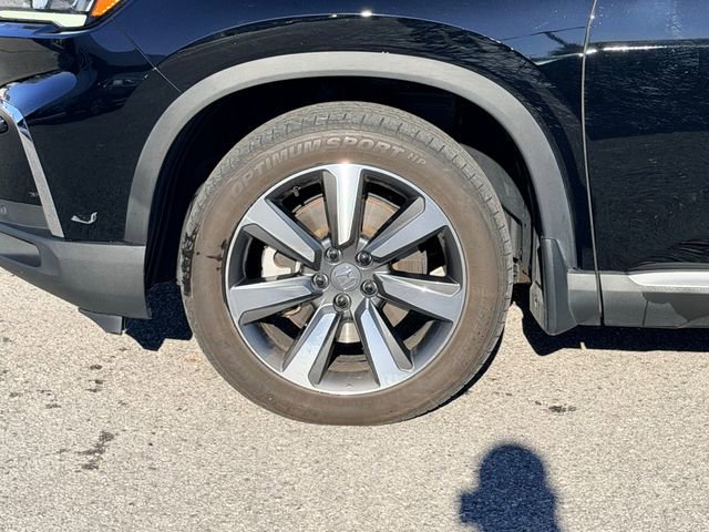 Used 2024 Honda Pilot Touring image 9