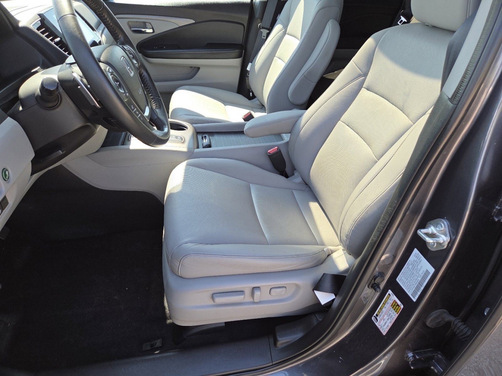 Used 2023 Honda Ridgeline RTL-E image 27