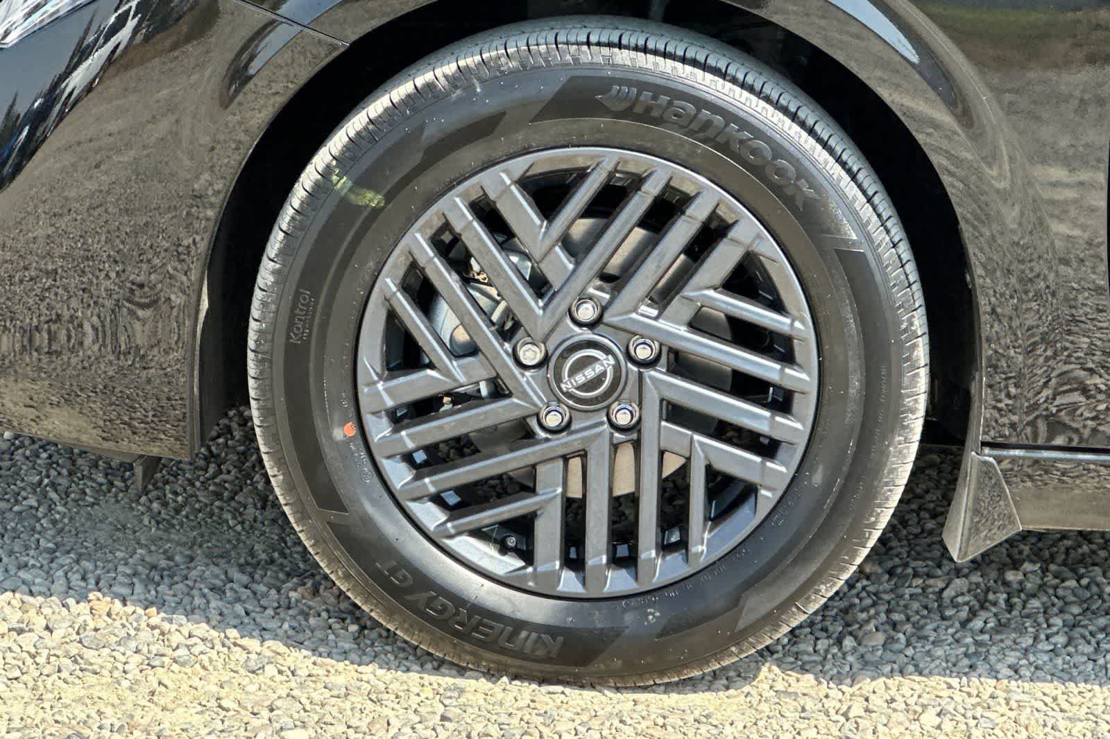 New 2027 Nissan Sentra SV FWD image 25