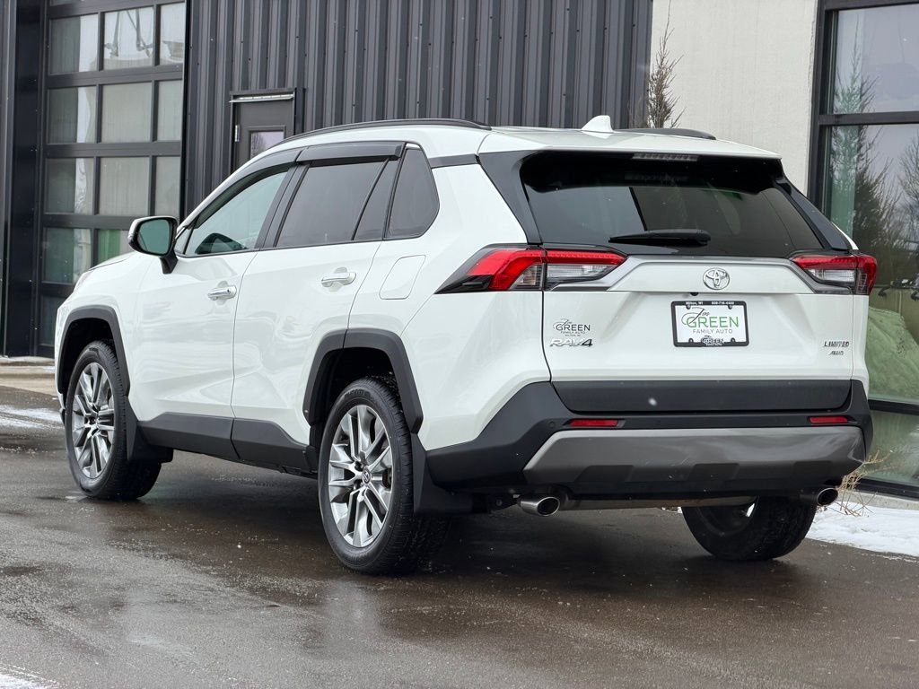 Used 2020 Toyota RAV4 Limited image 3