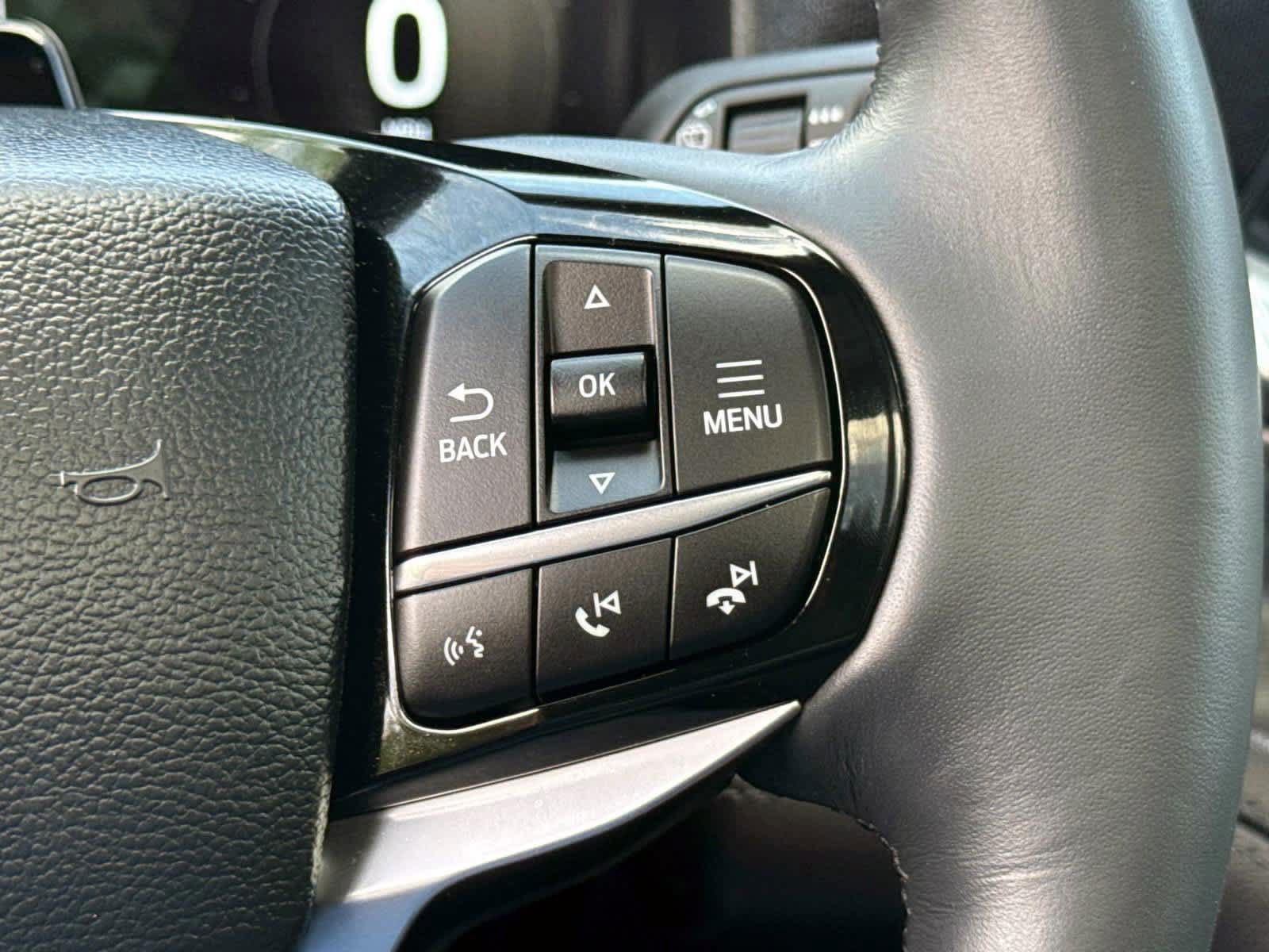 Used 2025 Ford Explorer Platinum w/ LUX Leather Package AWD/4WD image 22