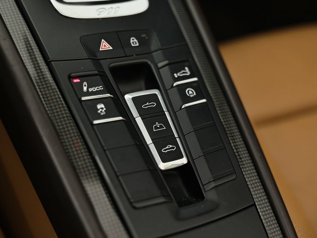 Certified 2019 Porsche 911 Turbo S AWD/4WD image 41