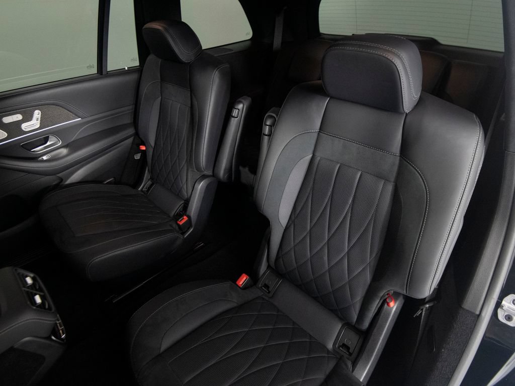 Used 2022 Mercedes-Benz GLS 63 AMG 4MATIC image 36
