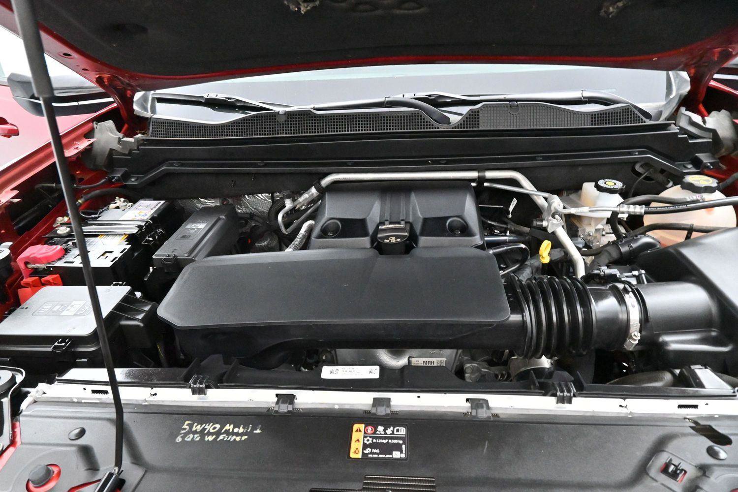 Used 2024 GMC Canyon AT4 w/ Canyon Safety Plus Package AWD/4WD image 30