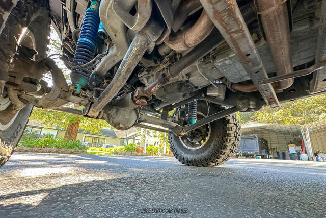 Used 2016 Jeep Wrangler Unlimited Rubicon w/ Connectivity Group image 79