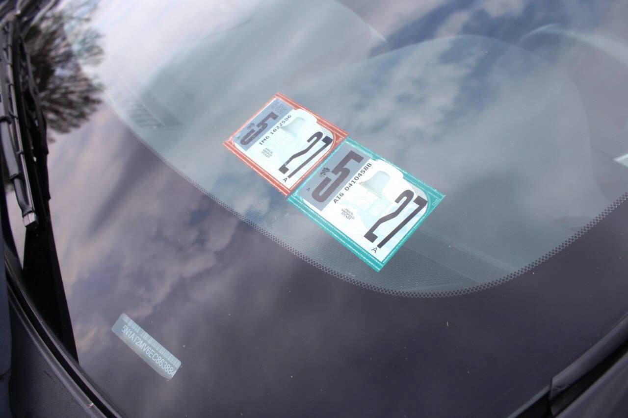 Used 2014 Nissan Rogue SL w/ SL Premium Package AWD/4WD image 30