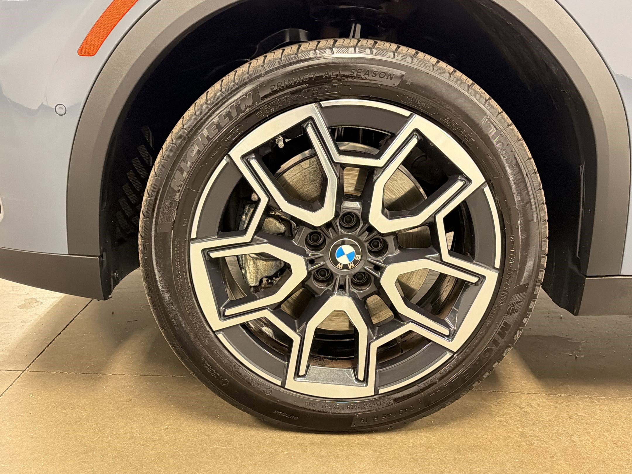 Certified 2025 BMW X2 xDrive28i image 11