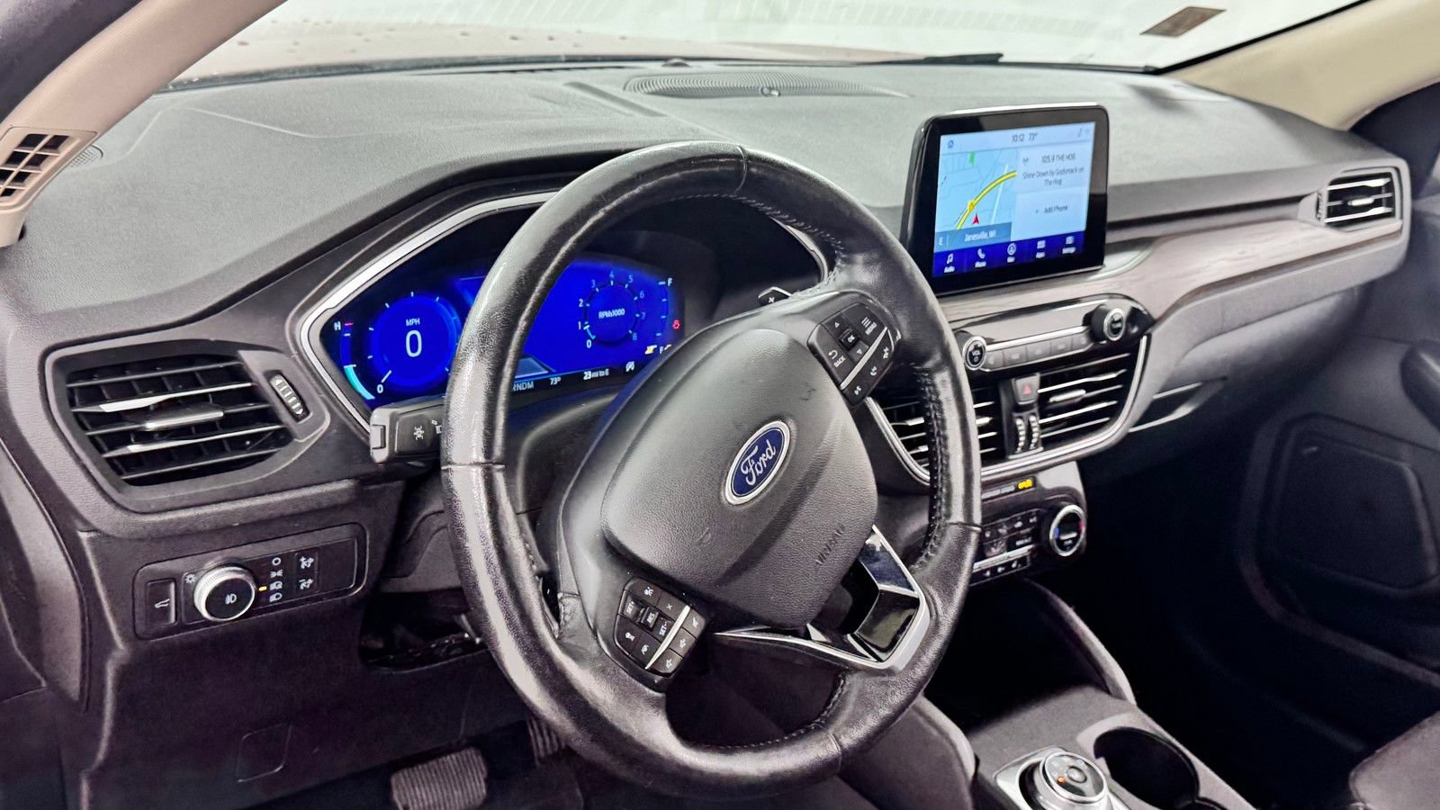Used 2020 Ford Escape Titanium AWD/4WD image 37