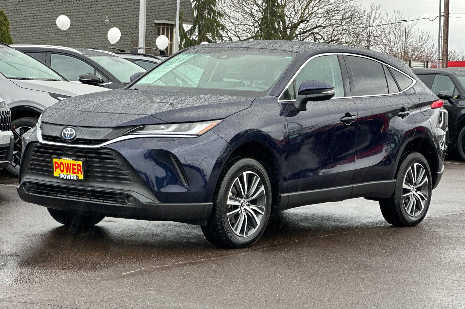 Used 2024 Toyota Venza LE image 8