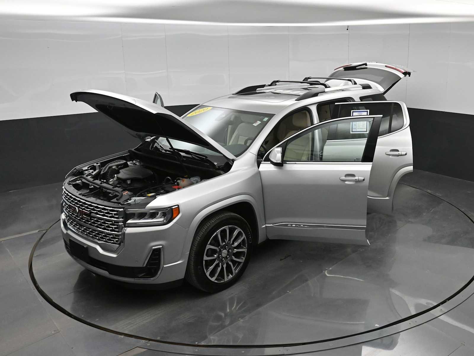 Used 2020 GMC Acadia Denali w/ LPO, Adventure Package AWD/4WD image 40