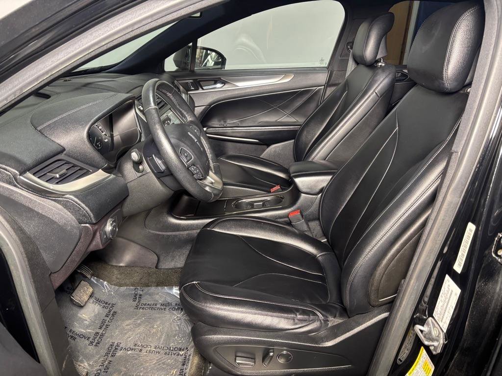 Used 2016 Lincoln MKC Premiere image 24