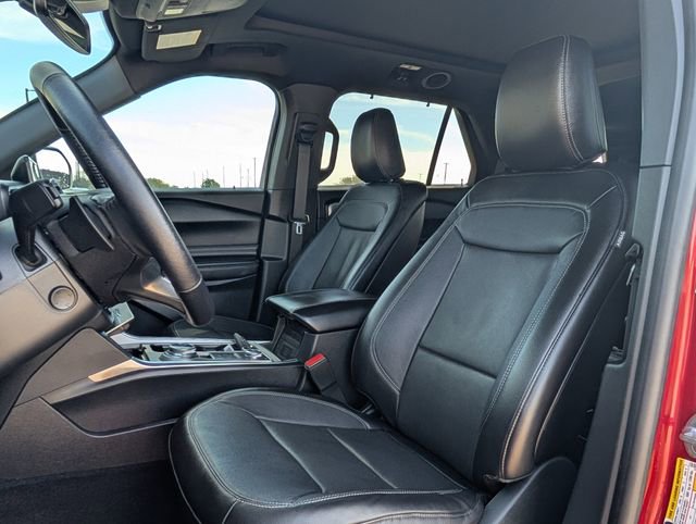 Used 2020 Ford Explorer Limited image 22