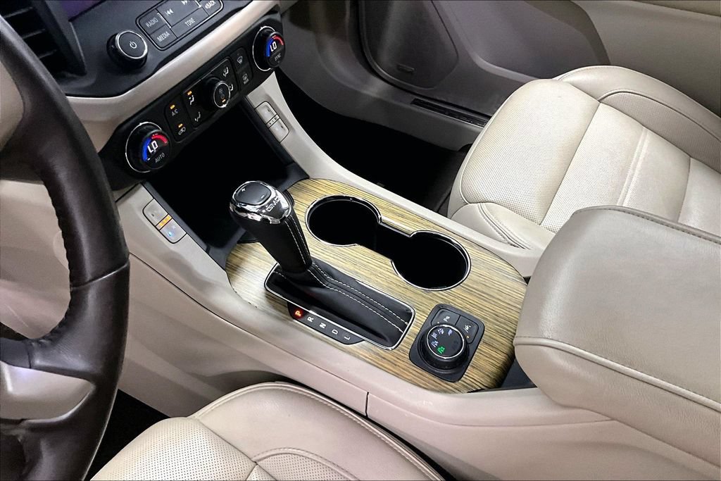 Used 2019 GMC Acadia Denali AWD/4WD image 17