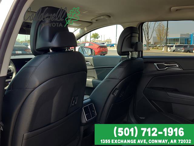 Used 2025 Kia Sportage EX image 12