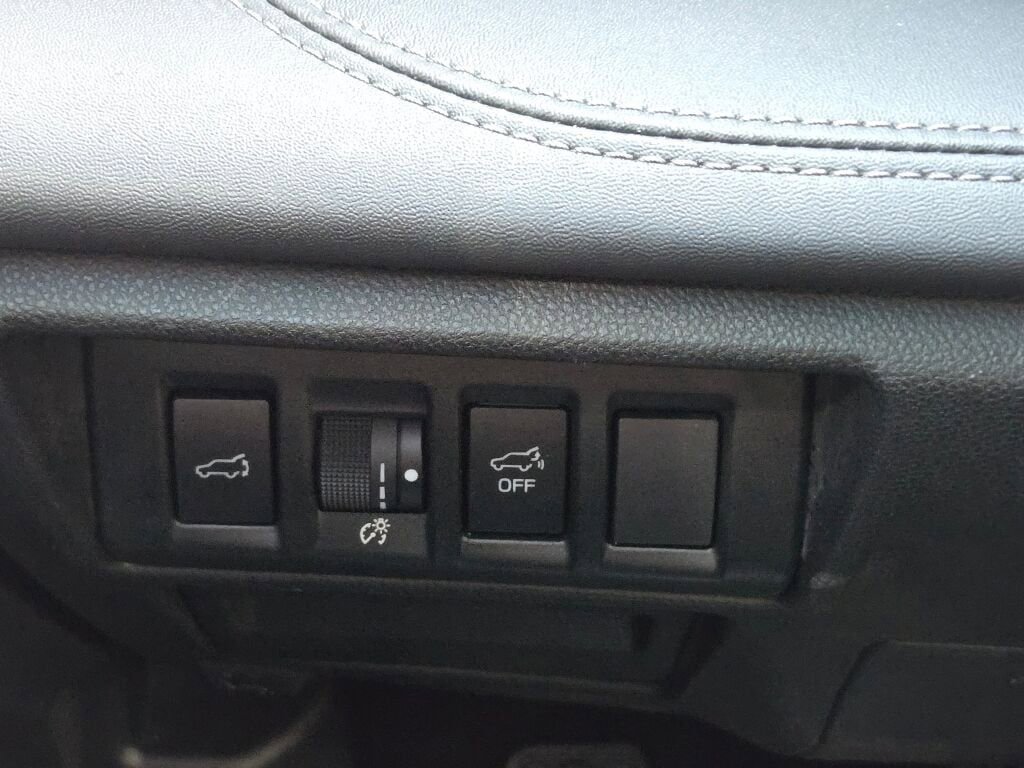 Used 2022 Subaru Outback Limited AWD/4WD image 24