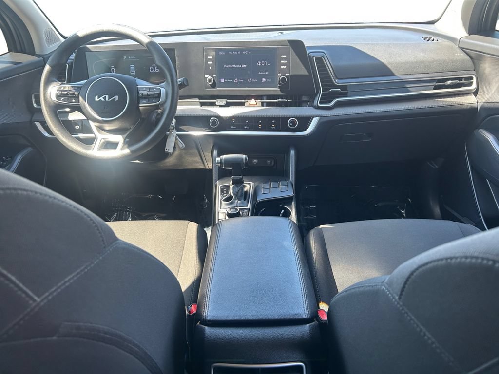 Used 2023 Kia Sportage LX FWD image 16
