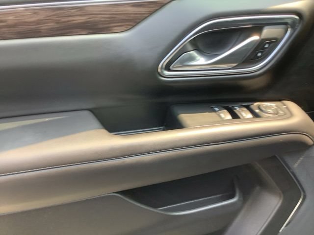 Used 2023 Chevrolet Suburban LS AWD/4WD image 15