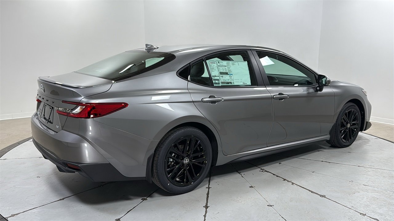 New 2026 Toyota Camry SE image 5
