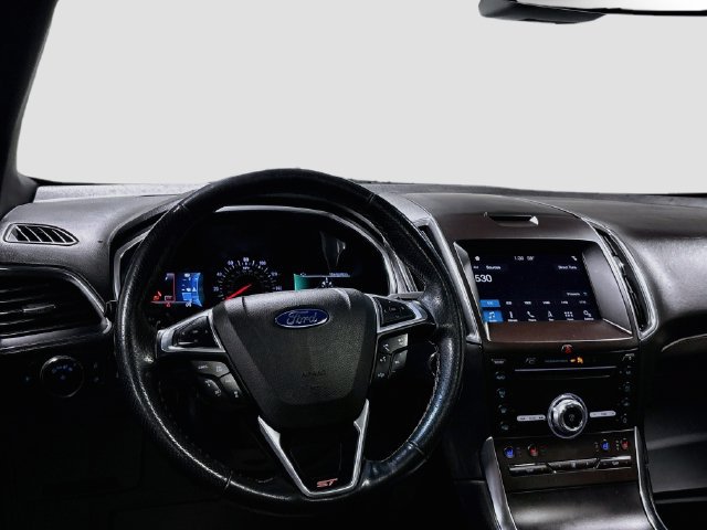 Used 2019 Ford Edge ST w/ Equipment Group 401A AWD/4WD image 20
