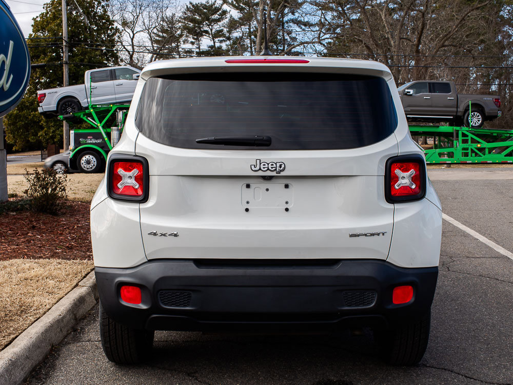 Used 2017 Jeep Renegade Sport w/ Power & Air Group image 4