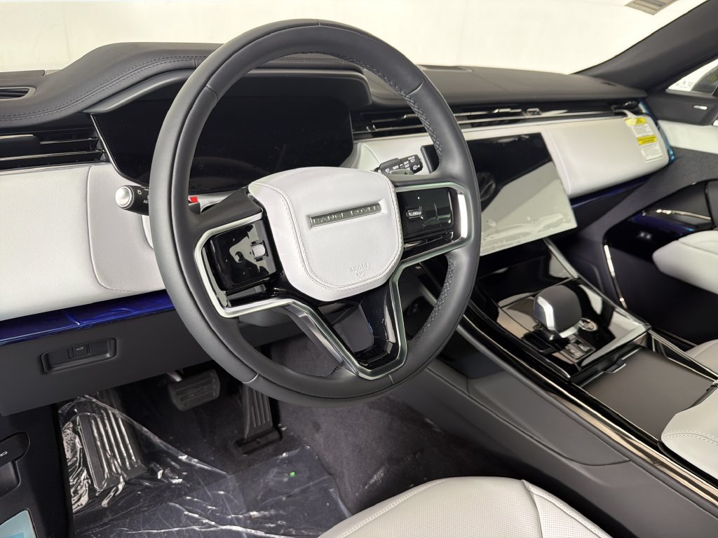 New 2027 Land Rover Range Rover Sport SE AWD/4WD image 5