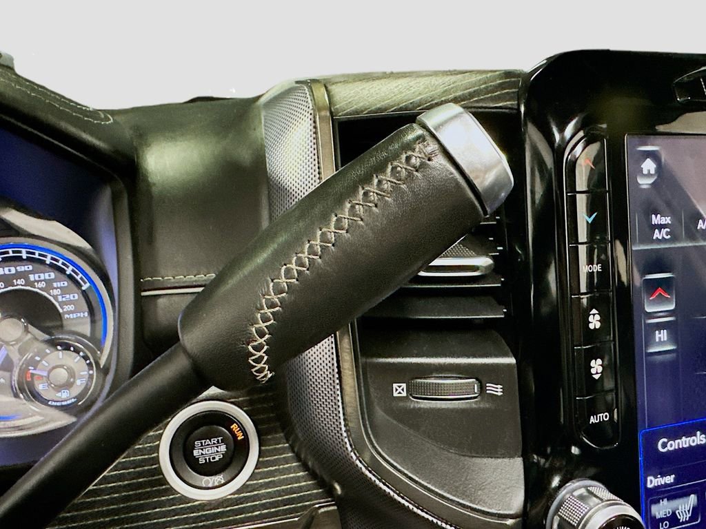 Used 2020 RAM 3500 Limited image 17