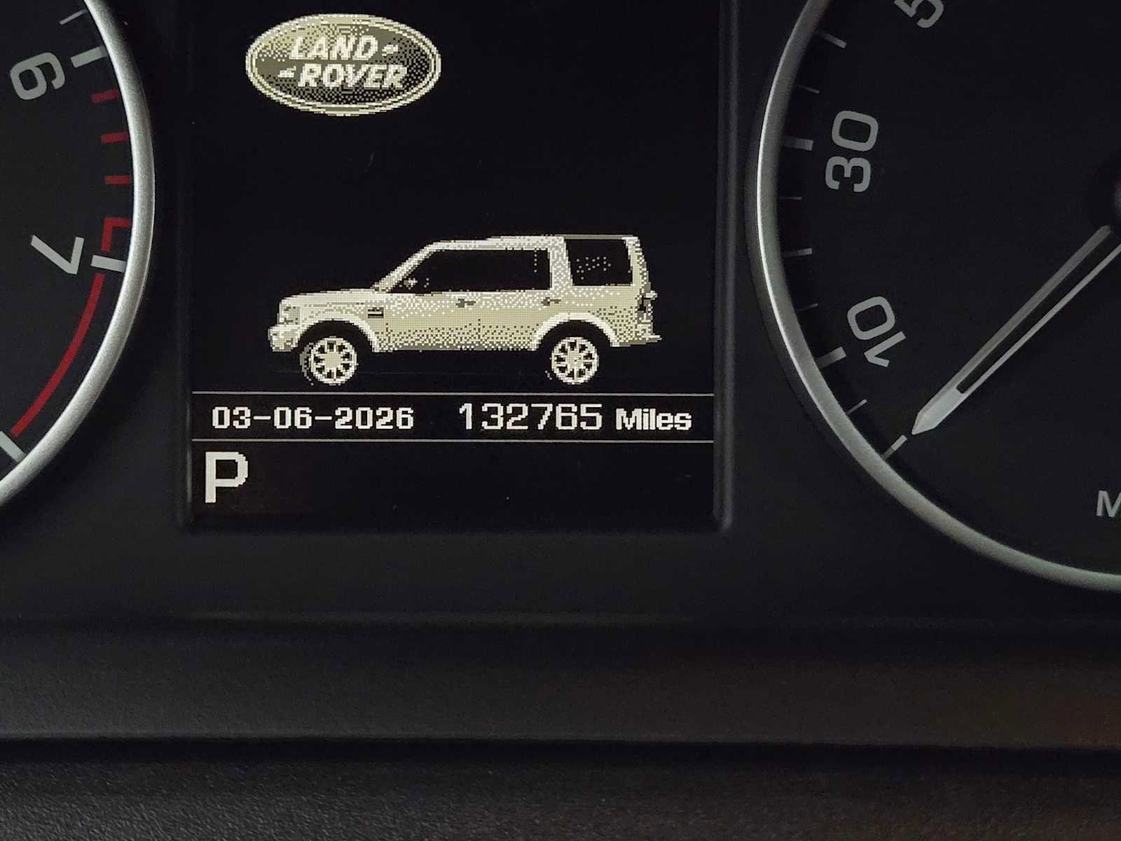 Used 2016 Land Rover LR4 HSE LUX AWD/4WD image 26