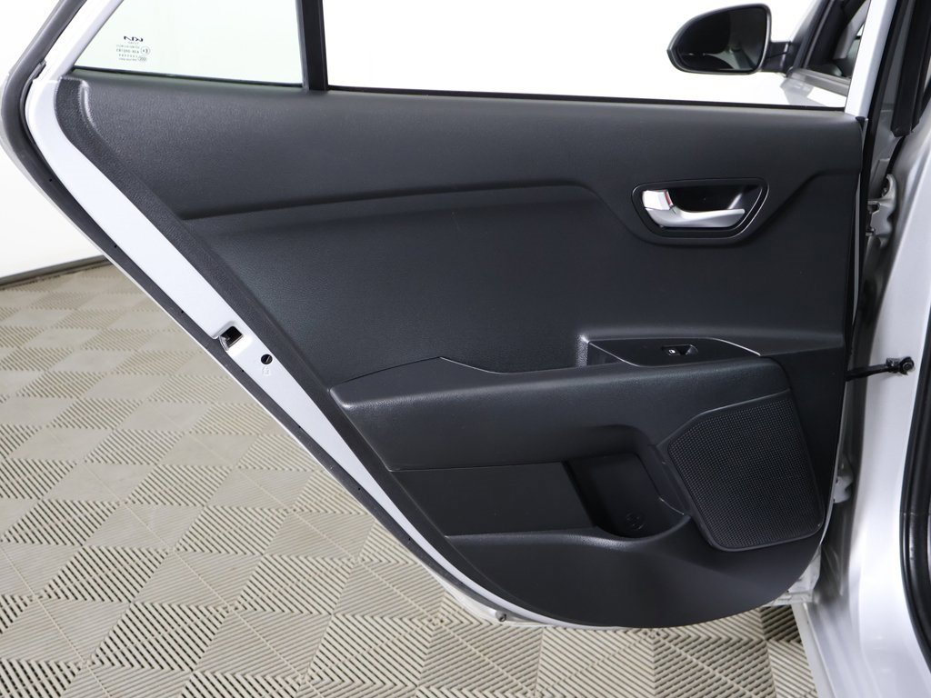 Used 2023 Kia Rio S image 22