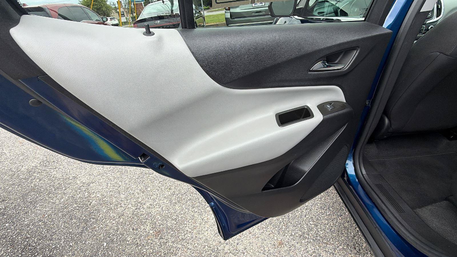 Used 2022 Chevrolet Equinox LT FWD image 20