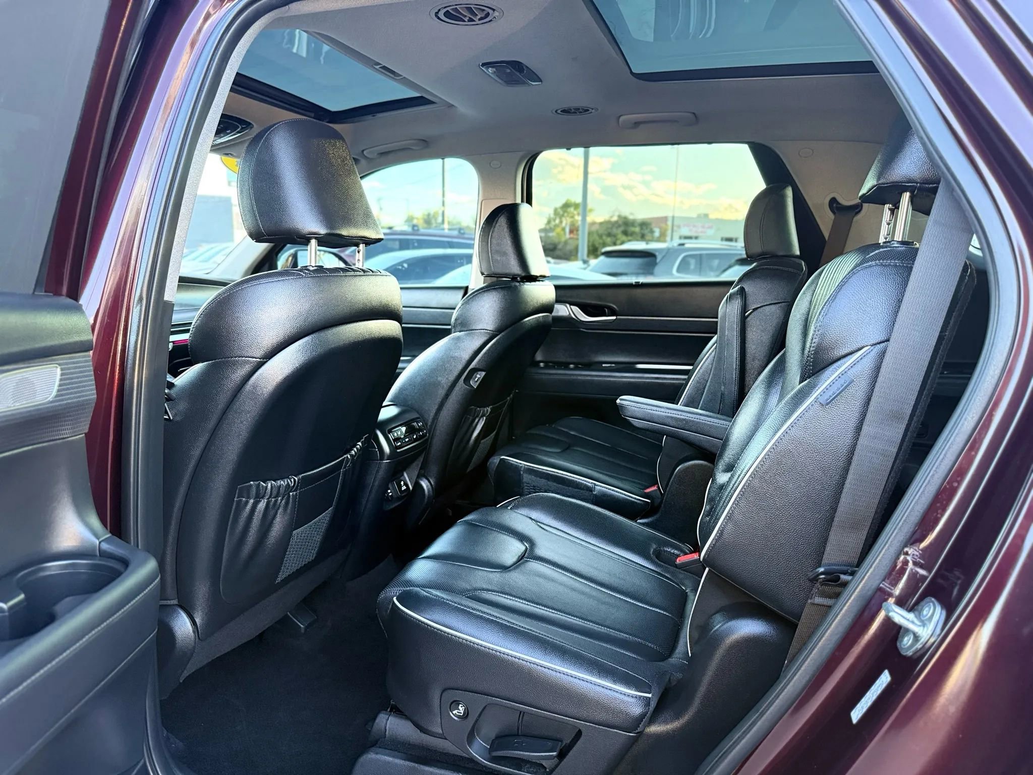 Used 2024 Hyundai Palisade Limited AWD/4WD image 14