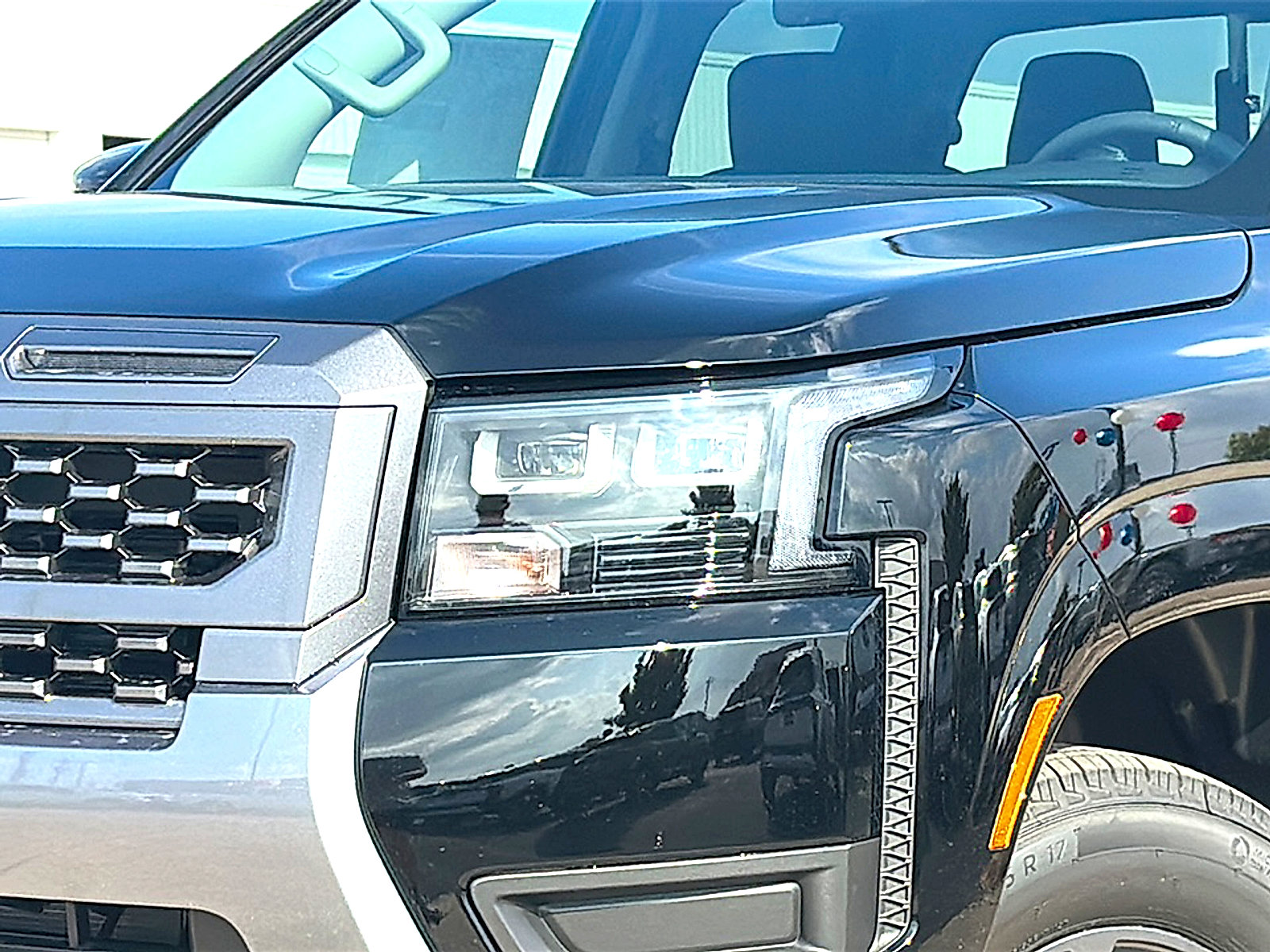 New 2026 Nissan Frontier SV w/ SV Convenience Package image 4