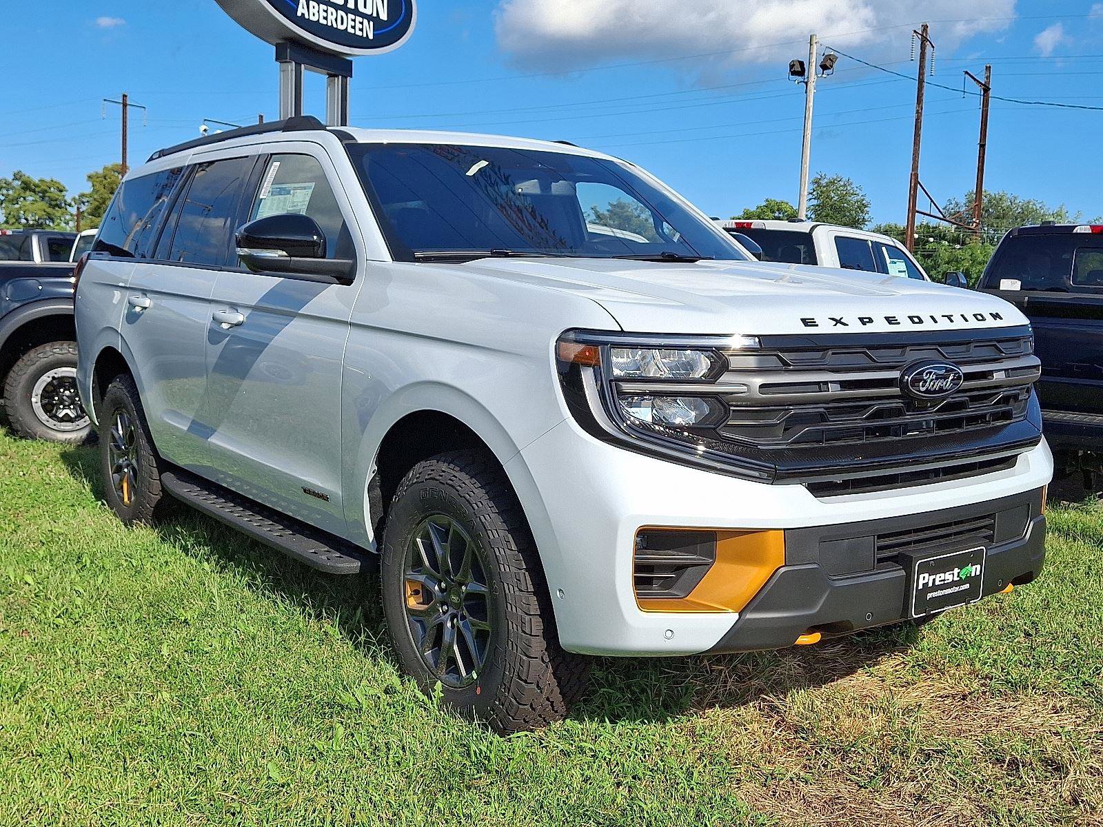 New 2025 Ford Expedition Tremor image 2