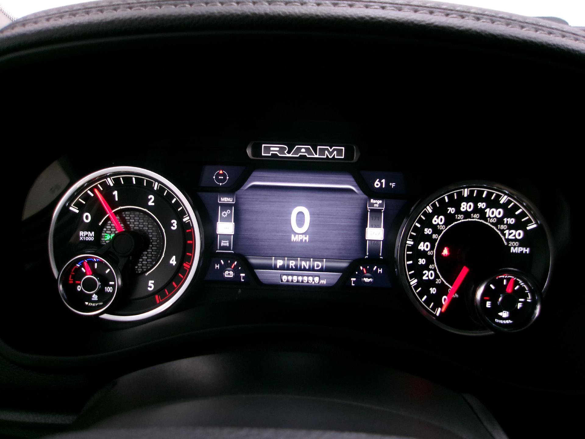 Used 2024 RAM 2500 Laramie AWD/4WD image 16