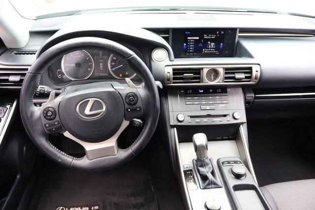 Used 2016 Lexus IS 200t RWD image 18