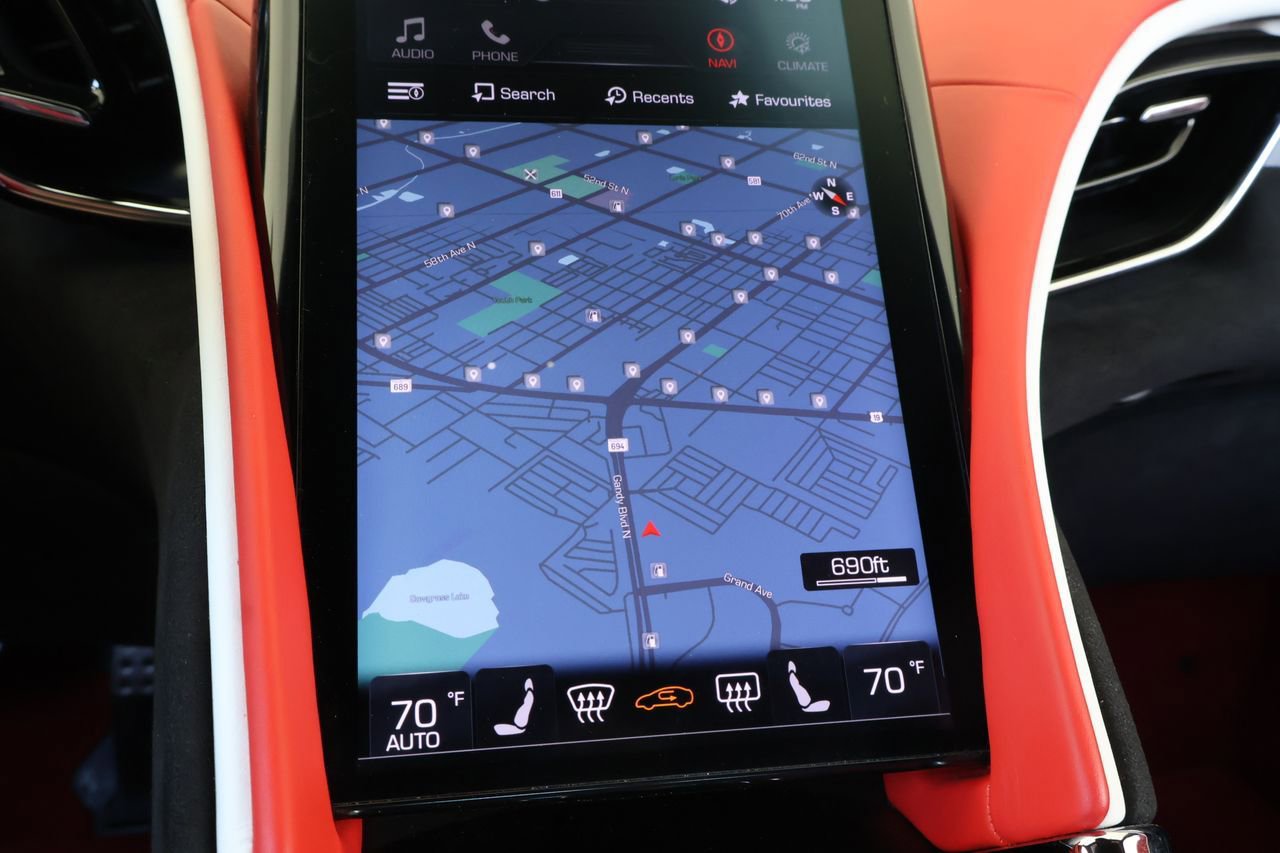 Used 2023 Ferrari Roma RWD image 25