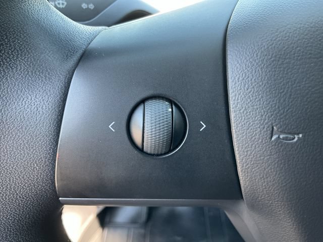 Used 2020 Tesla Model Y Long Range AWD/4WD image 19