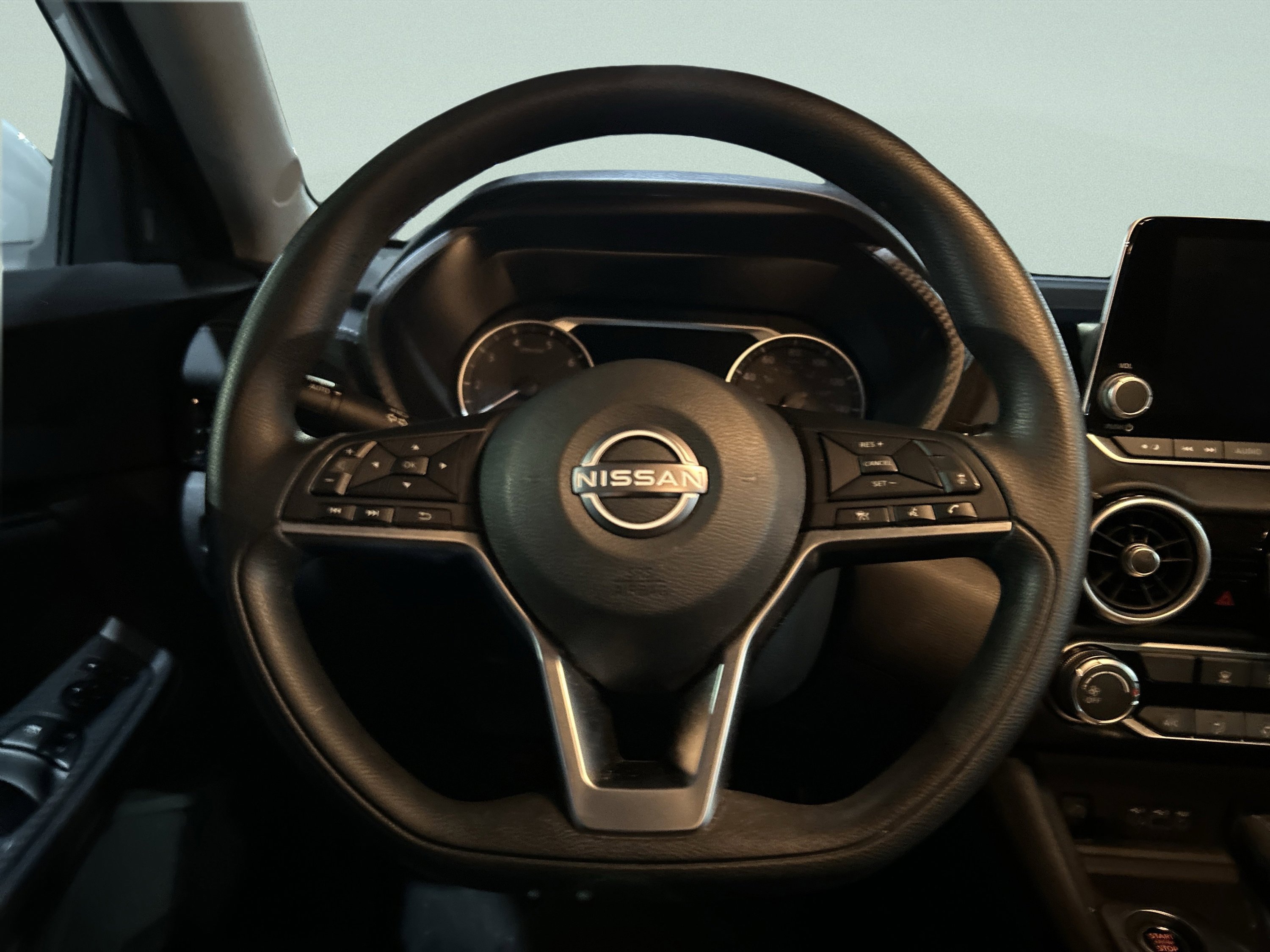 Used 2024 Nissan Sentra SV image 17