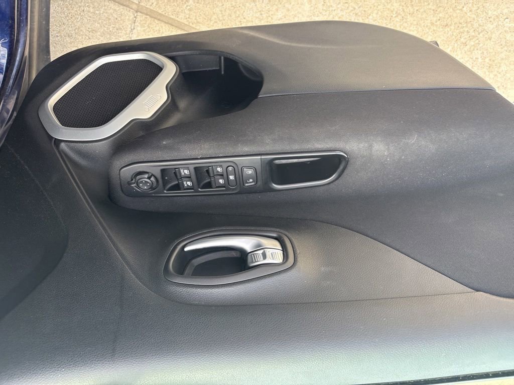 Used 2018 Jeep Renegade Sport w/ Power & Air Group AWD/4WD image 10