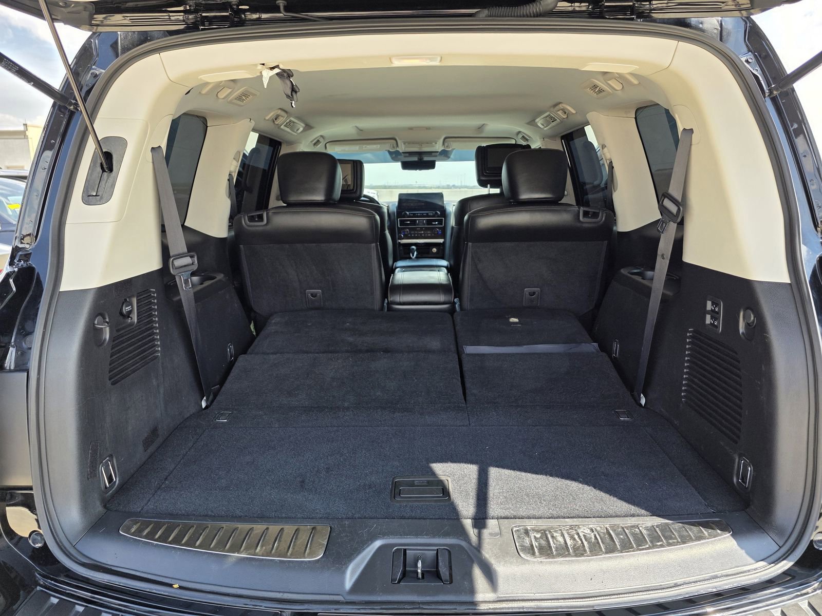 Used 2021 Nissan Armada Platinum w/ Captain's Chairs Package image 17