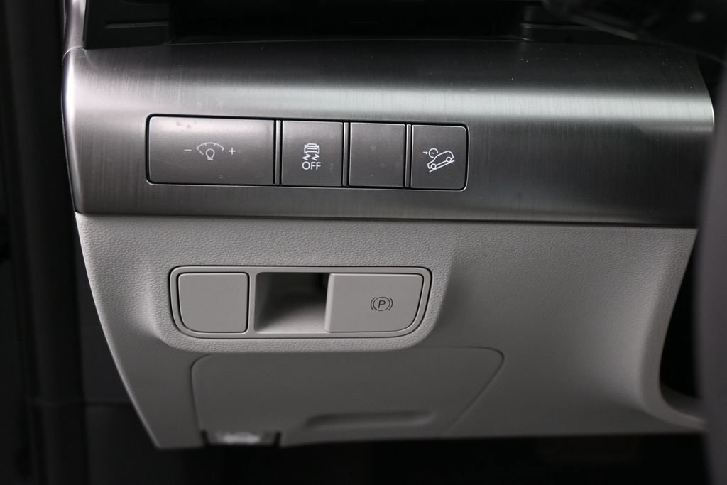 Used 2026 Hyundai Kona SEL Sport FWD image 16