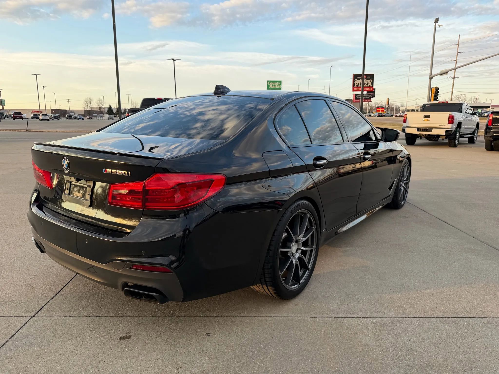 Used 2018 BMW M550i xDrive M550i xDrive Sedan 4D w/ Driving Assistance Package image 16