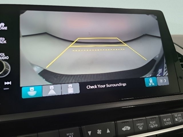 Certified 2026 Honda Odyssey EX-L image 3