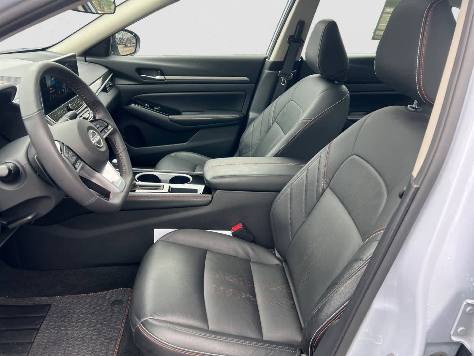 Certified 2025 Nissan Altima 2.5 SR w/ SR Premium Package FWD image 16