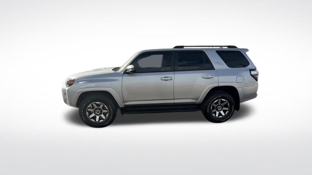 Used 2021 Toyota 4Runner TRD Off-Road Premium image 32
