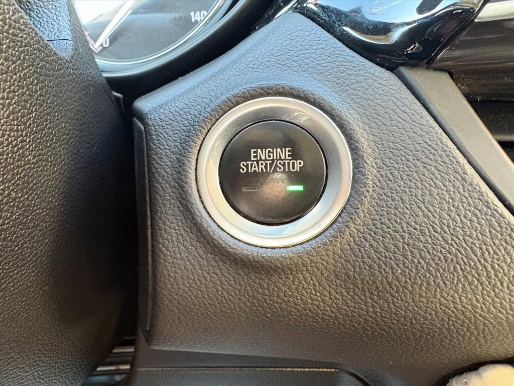 Used 2020 Buick Envision Essence FWD image 12