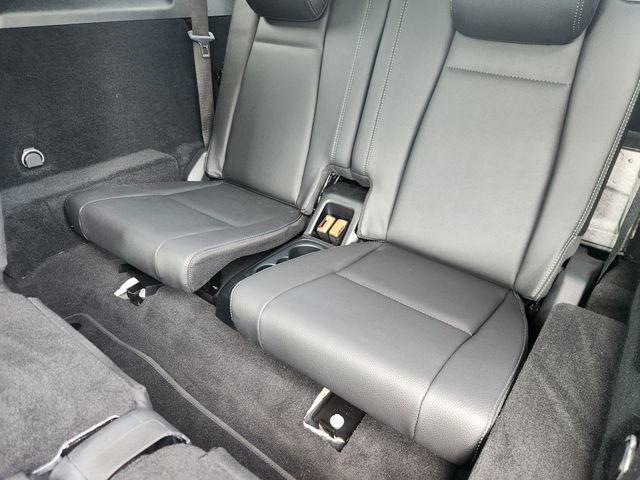 Used 2024 Mercedes-Benz GLE 350 4MATIC w/ 3rd Row Seat Package image 31
