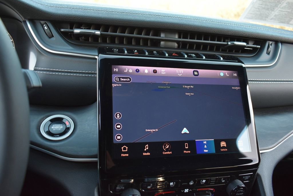 Certified 2025 Jeep Grand Cherokee Limited w/ Luxury Tech Group II image 22